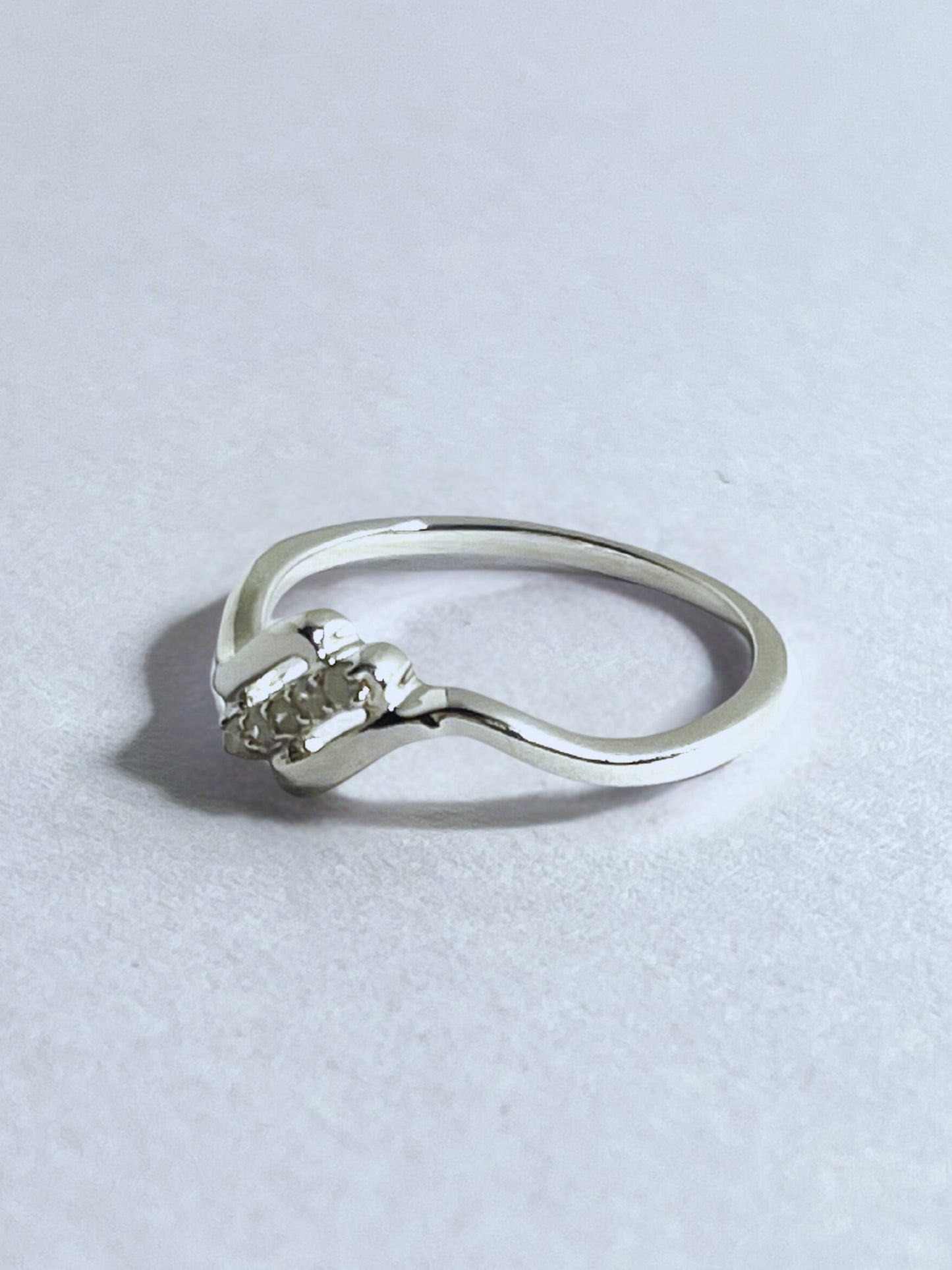 Diamond Crest Wave Ring - Stellify