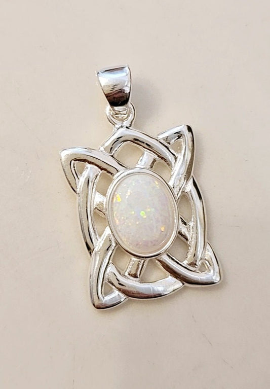 Nellie Sterling Silver Necklace - Stellify