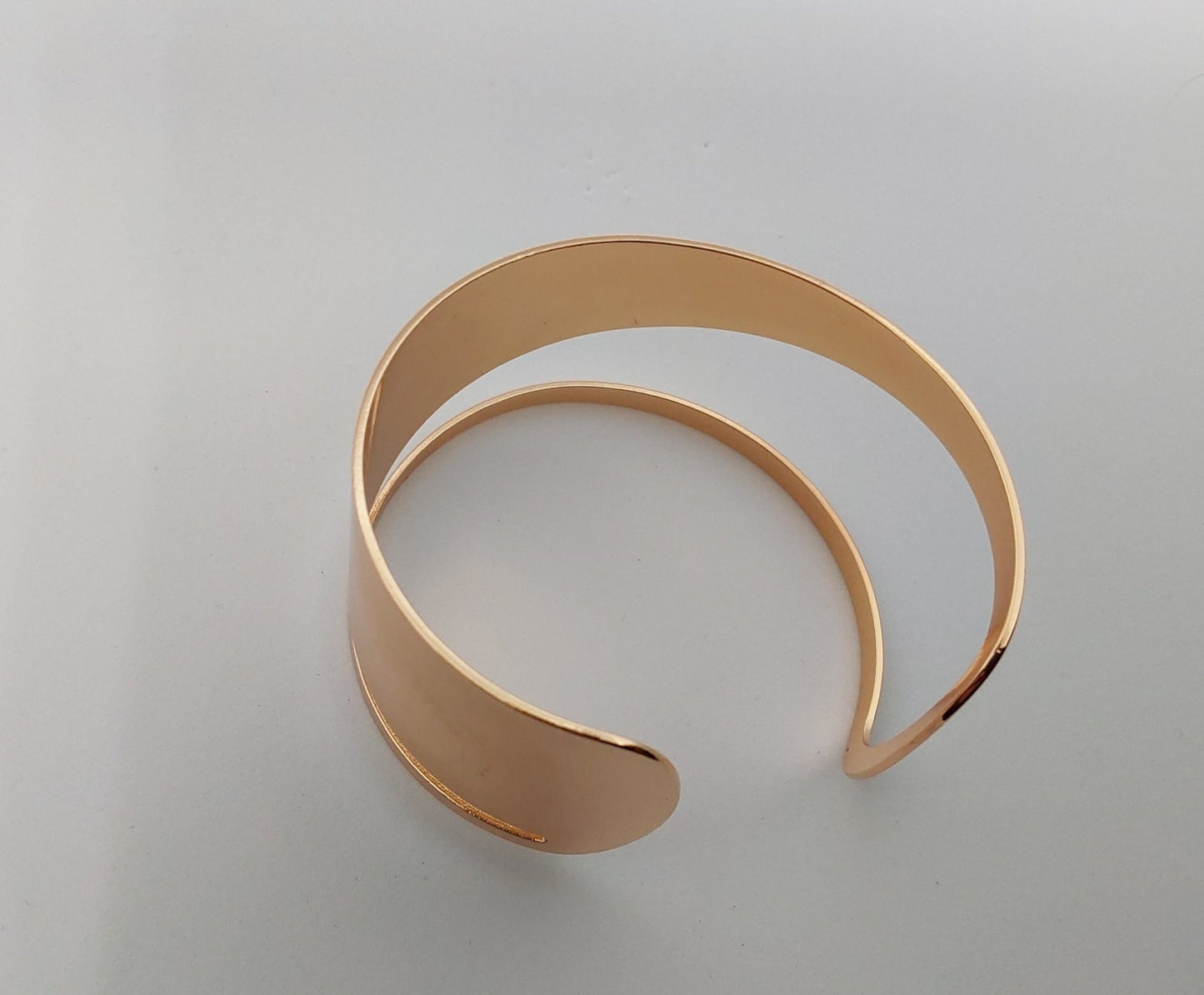 Hera Cuff Bangle Gold - Stellify