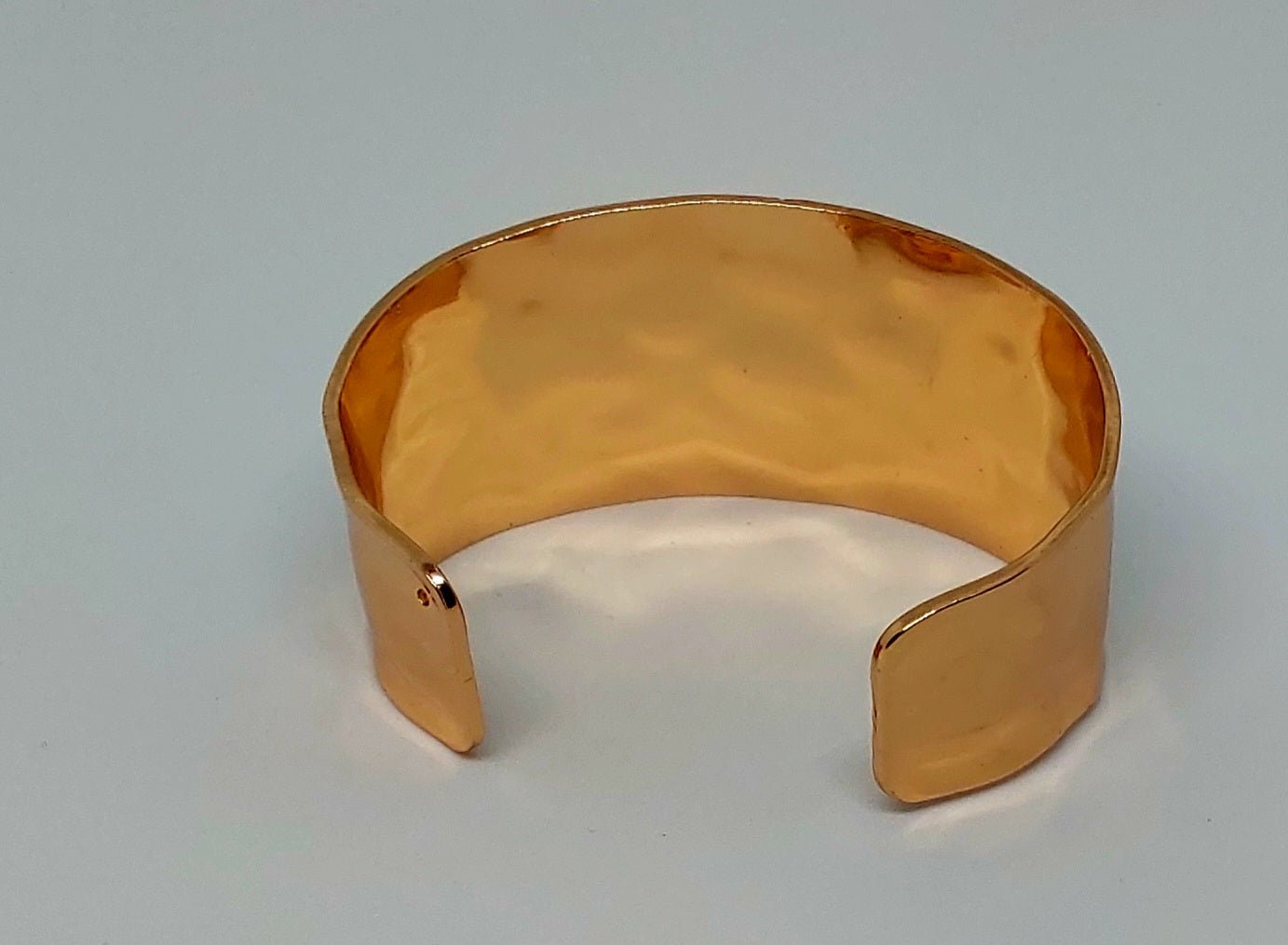 Iris Hammered Cuff - Stellify