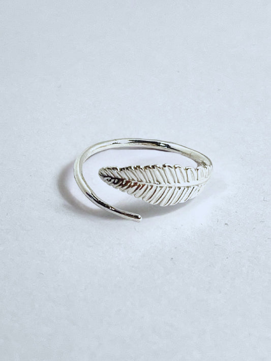 Sterling Silver Adjustable Leaf Ring - Stellify
