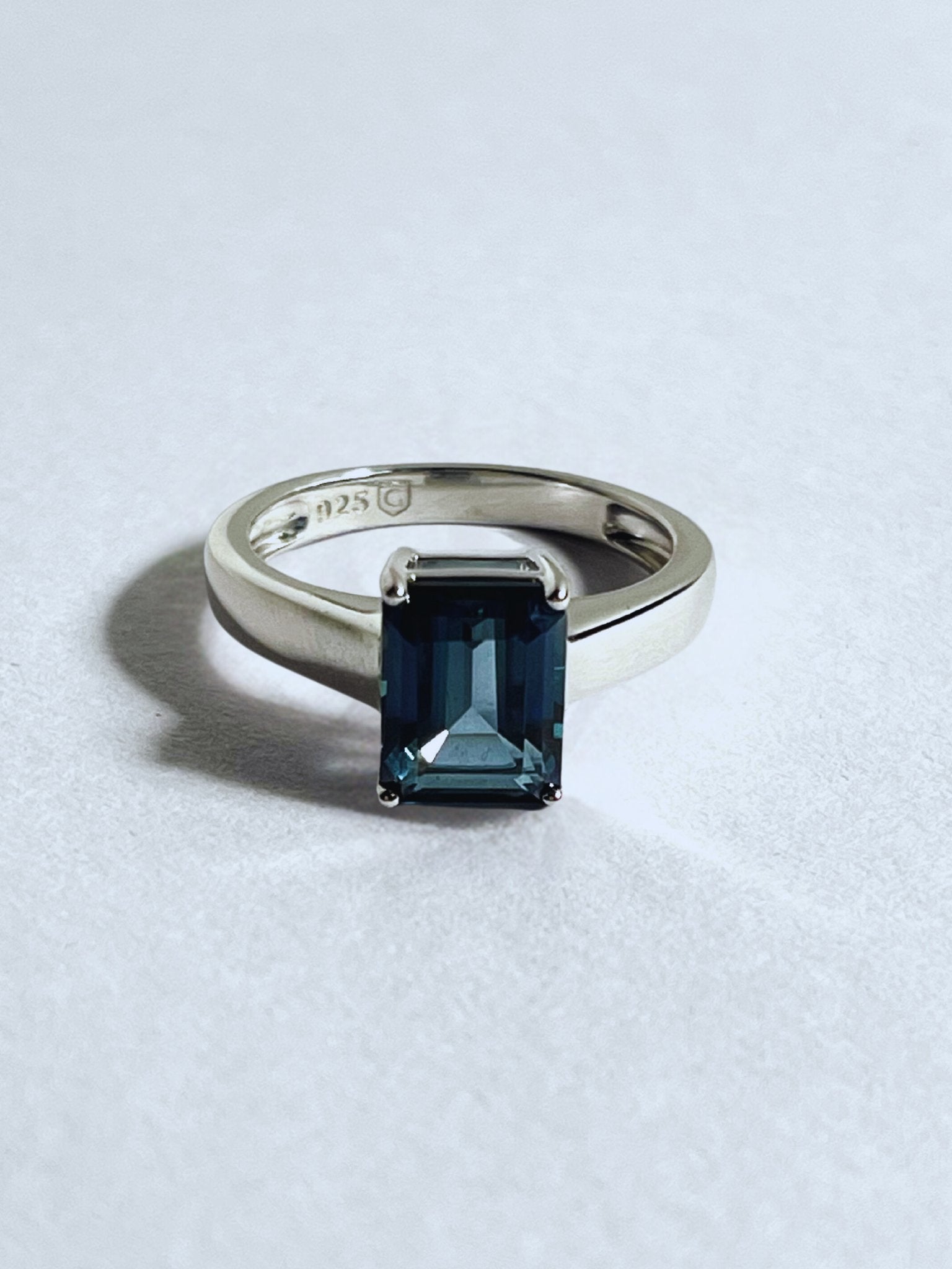Sterling Silver Topaz 2ct Brazilian Marambaia Teal Topaz Ring - Stellify